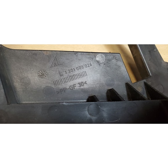 2004-2006 BMW X3 Driver Right RH Side OEM Headlamp Bracket 1301073024 - Picture 3 of 4